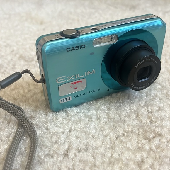 Casio Camera - Picture 4 of 5